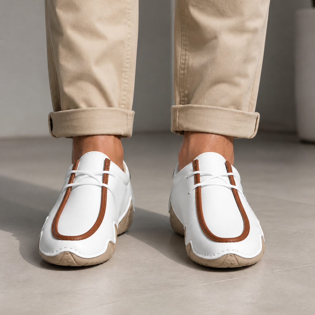 Mocassins flexíveis de couro