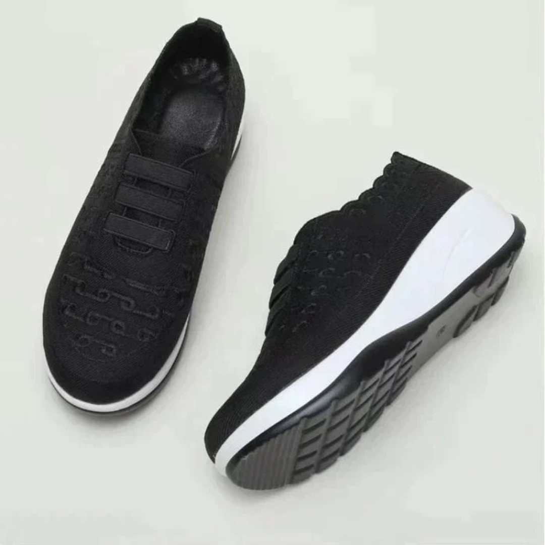 Sapatilhas Slip-on Bordadas e Elegantes com Ajuste Elástico