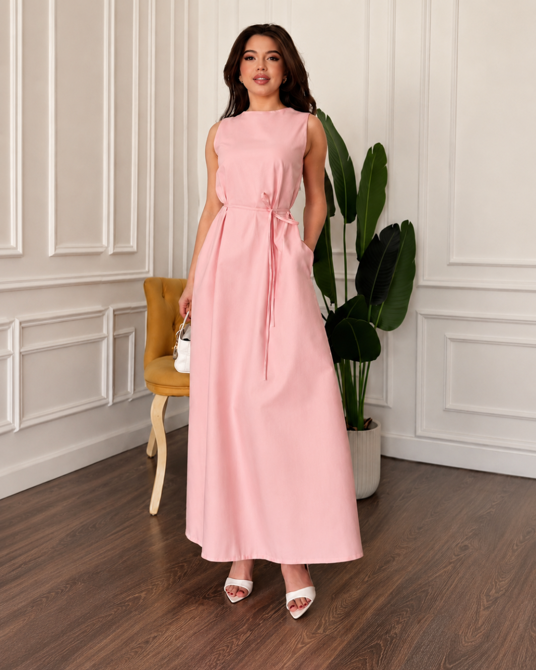 Vestido Comprido Evasé sem Mangas