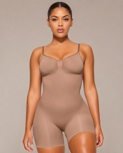 Modelador de Corpo com alças e aumento das nádegas