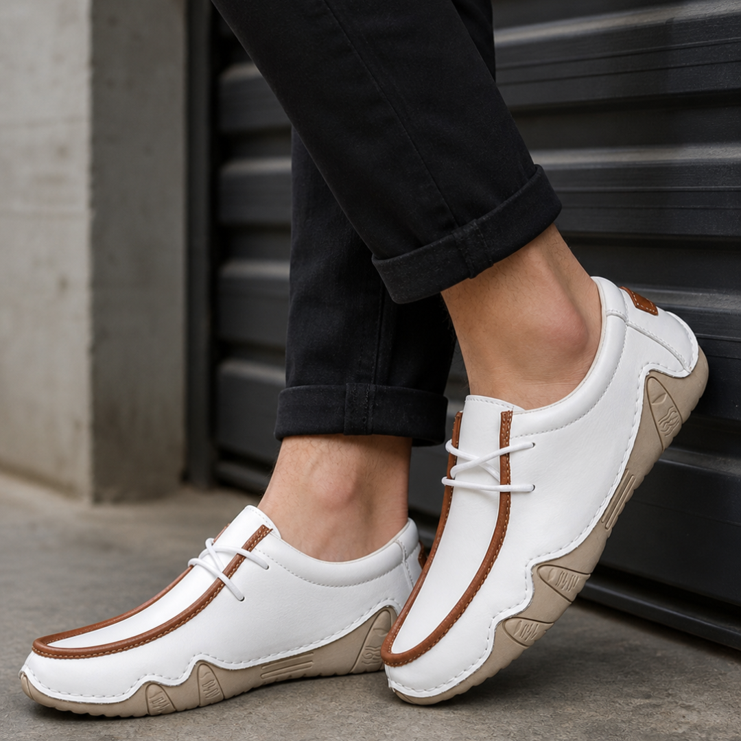 Mocassins flexíveis de couro