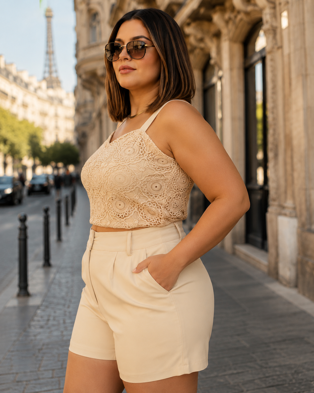 Conjunto de Crop Top de Guipure e Calções