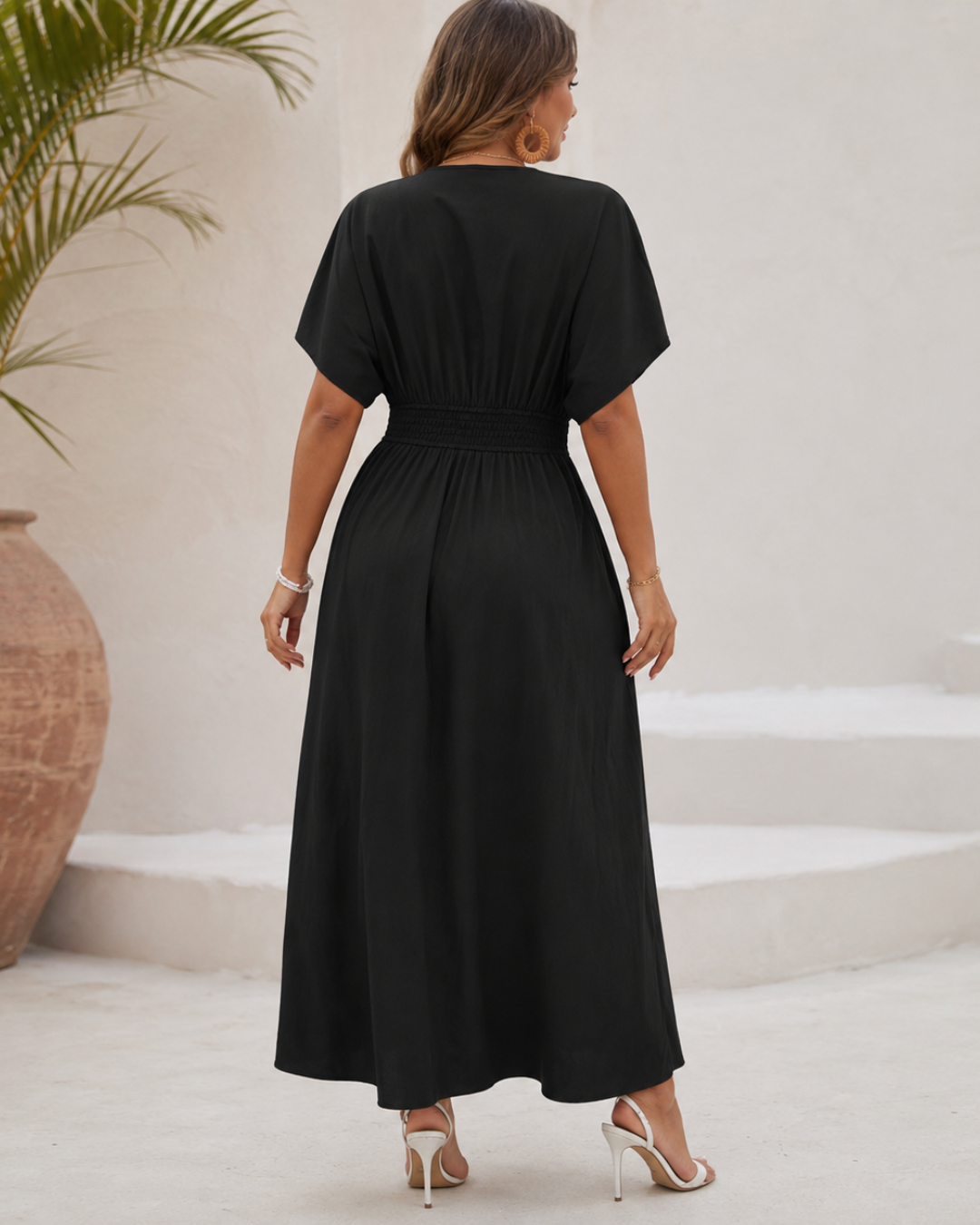 Vestido Comprido com Botões e Decote em V