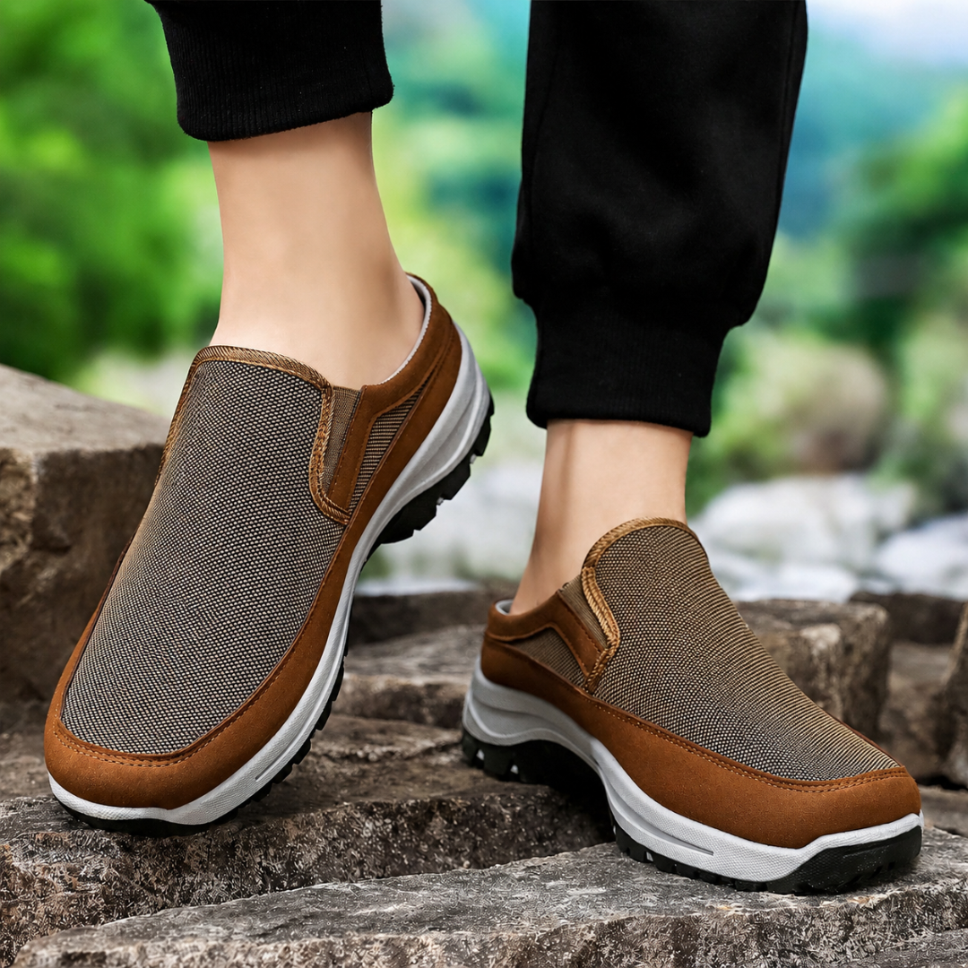 Mocassins desportivos com sola antiderrapante
