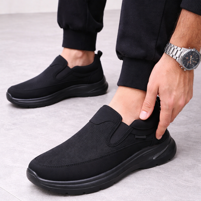 Sapatos ortopédicos confortáveis e antiderrapantes