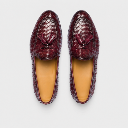 Mocassins elegantes em pele trançada