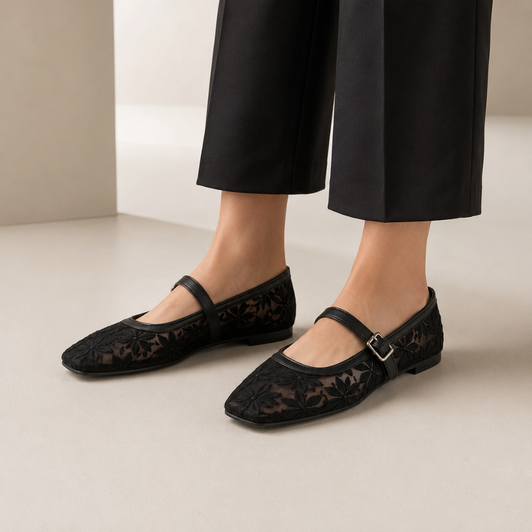Sabrinas em Renda Floral com Fivela