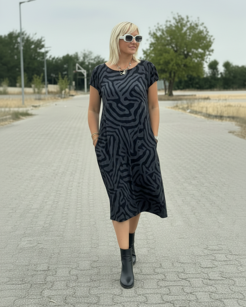 Vestido Curto Boho de Corte Solto