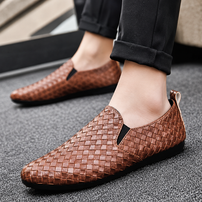Mocassins com Textura Trançada