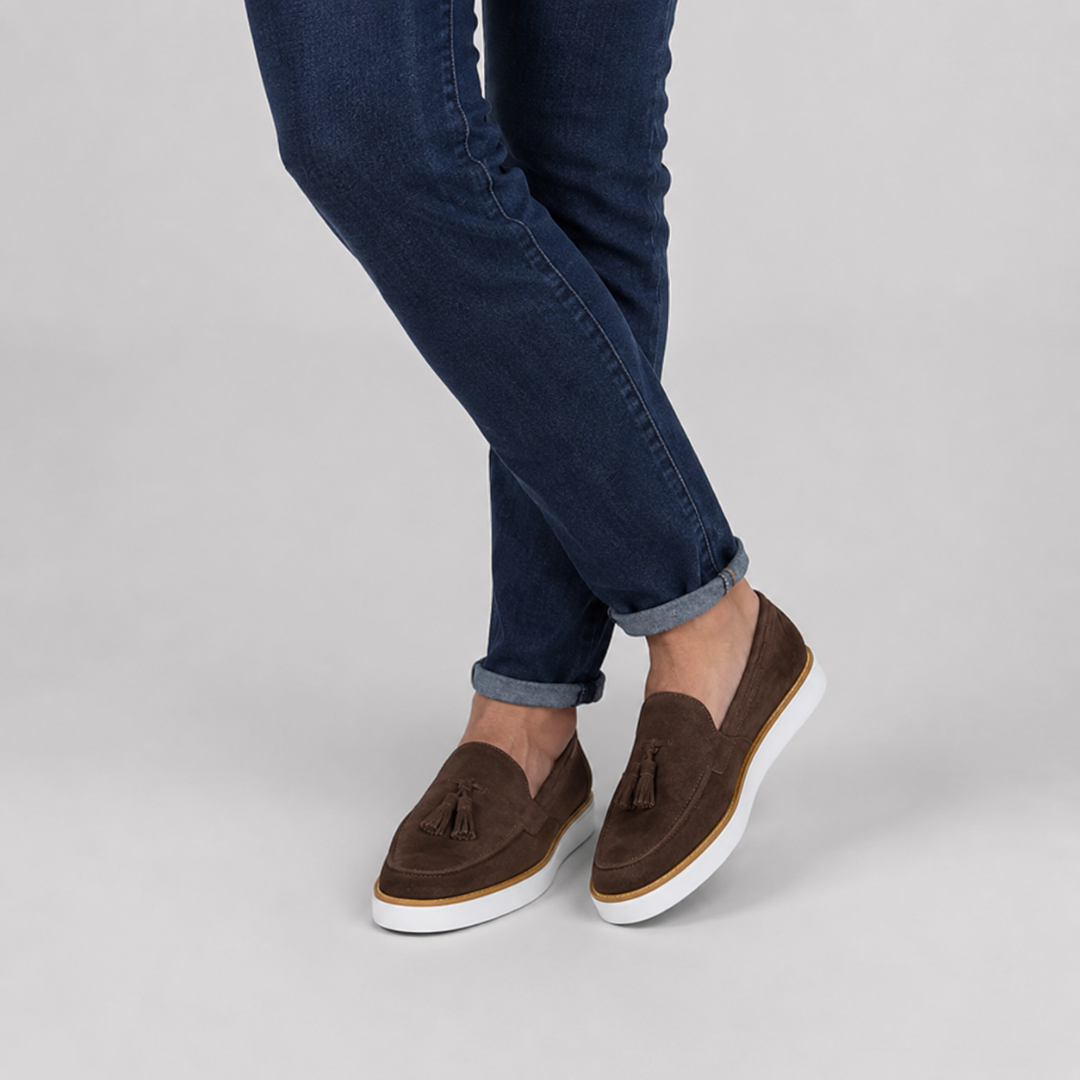 Mocassins Casuais de Camurça com Borlas