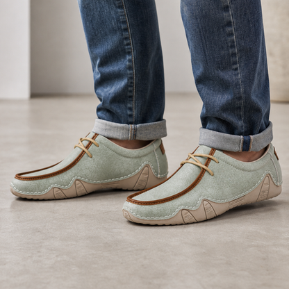 Mocassins flexíveis de couro