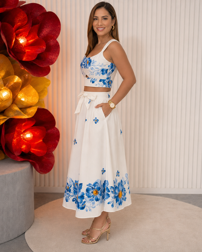 Conjunto de Top Curto e Saia