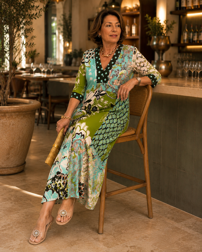 Vestido com decote em V, fenda e estampado vintage
