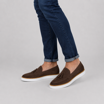 Mocassins Casuais de Camurça com Borlas