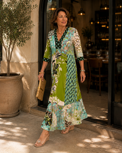 Vestido com decote em V, fenda e estampado vintage