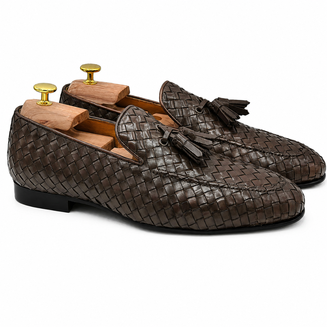 Mocassins elegantes em pele trançada