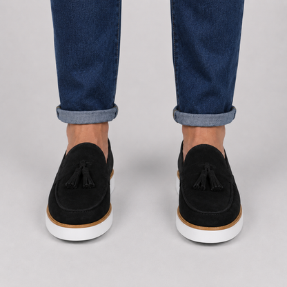 Mocassins Casuais de Camurça com Borlas
