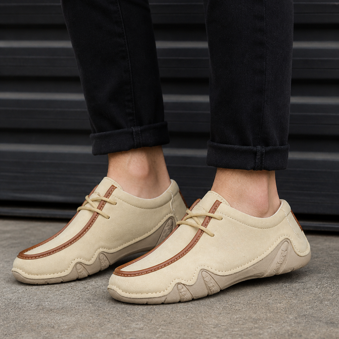 Mocassins flexíveis de couro