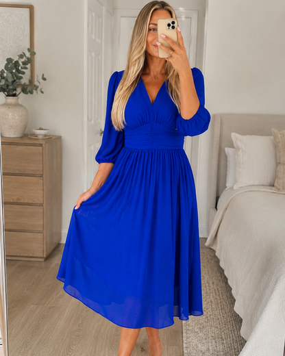 Vestido elegante com decote em V