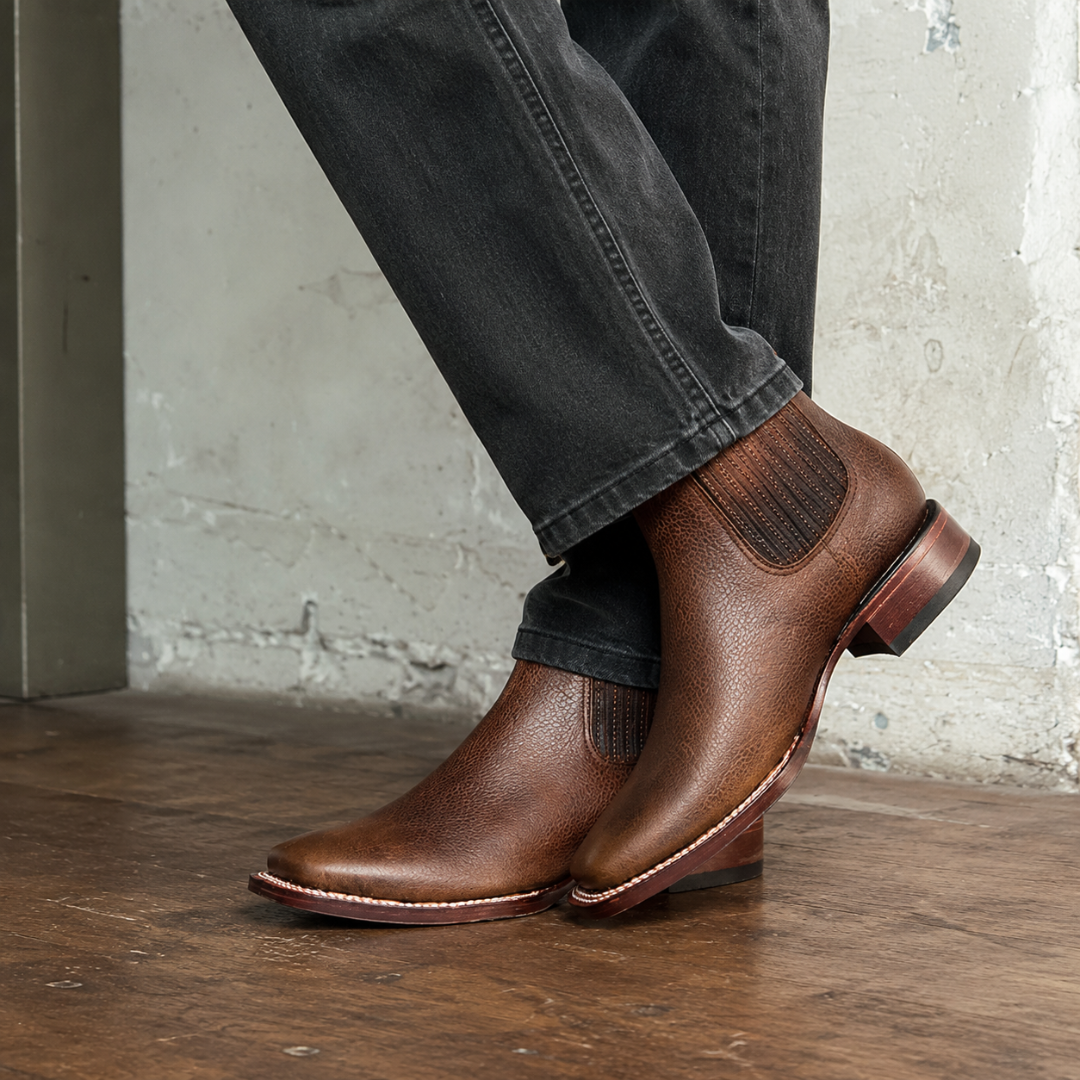 Botas de Couro Elegantes